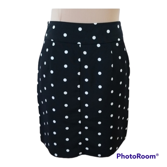 Worthington petite black polka dot skirt, size 4P - Picture 4 of 12